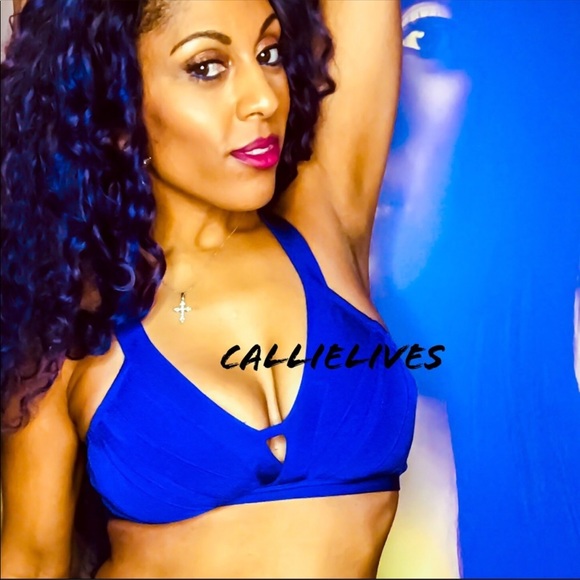 SOLD OUT Callie Blue: Tight Wow Couture Bandage Bra Top Medium - Picture 2 of 8